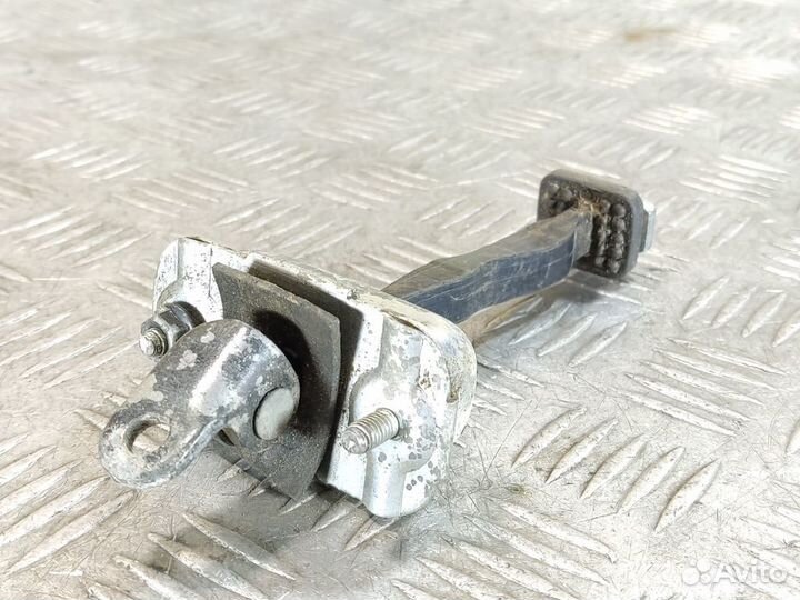 Ограничитель двери задний Ssang yong Kyron 2005 20