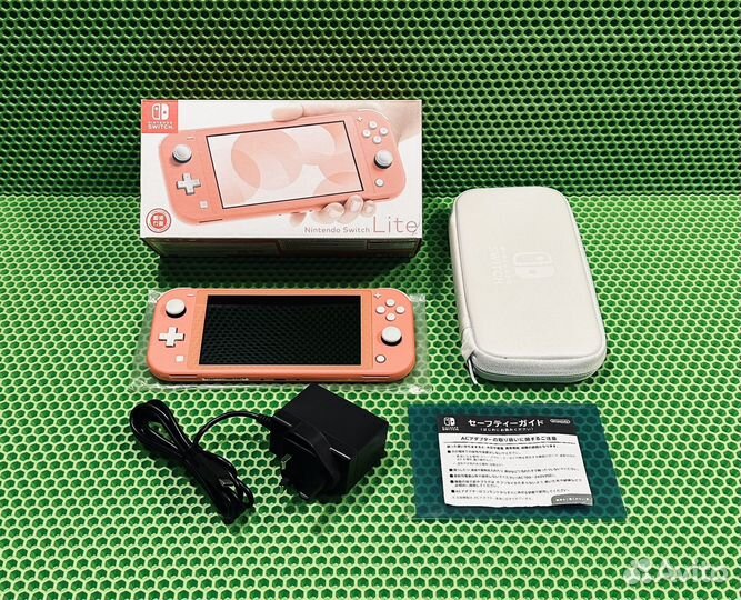 Nintendo Switch Lite (чип/64gb) Coral