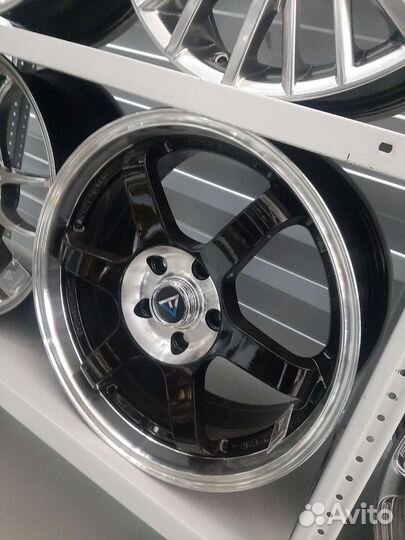 Кованные диски r17 5x114 3
