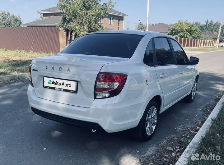 LADA Granta 1.6 МТ, 2023, 10 000 км