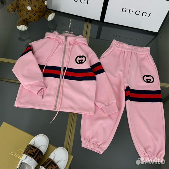 Спортивный костюм для девочек Gucci