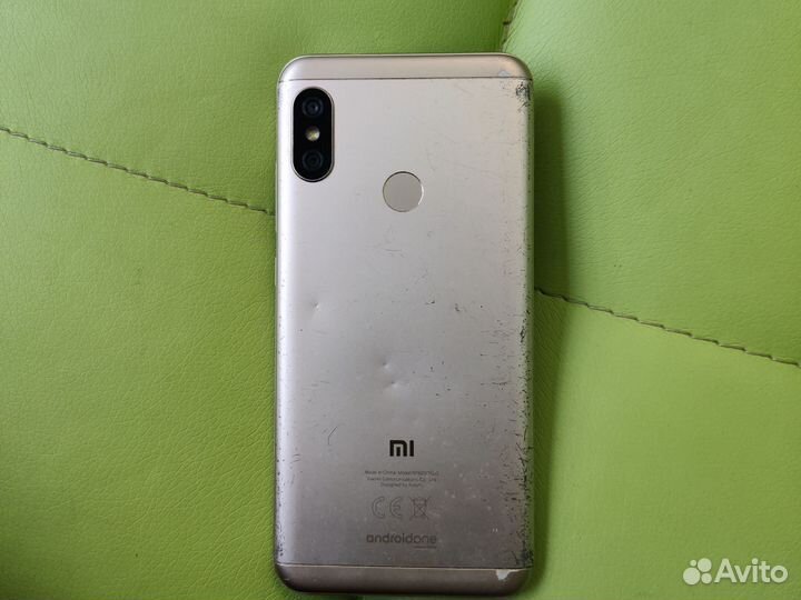 Xiaomi Mi A2 Lite Android One, 3/32 ГБ
