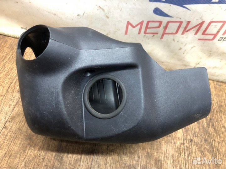 Кожух рулевой колонки Mitsubishi L200 KB 2008