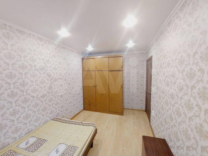 3-к. квартира, 64 м², 1/9 эт.