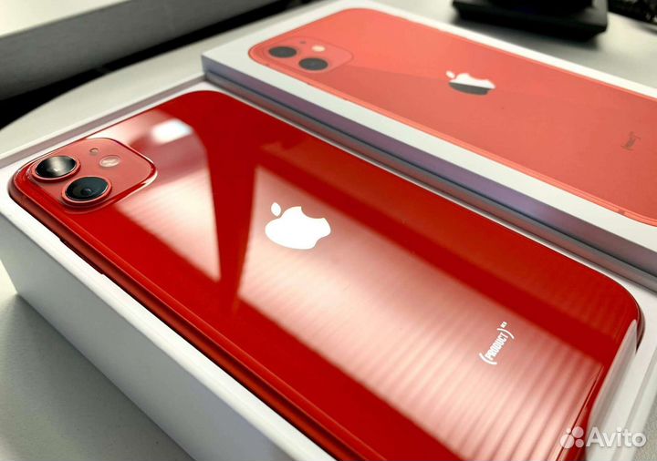 iPhone 11, 64 ГБ