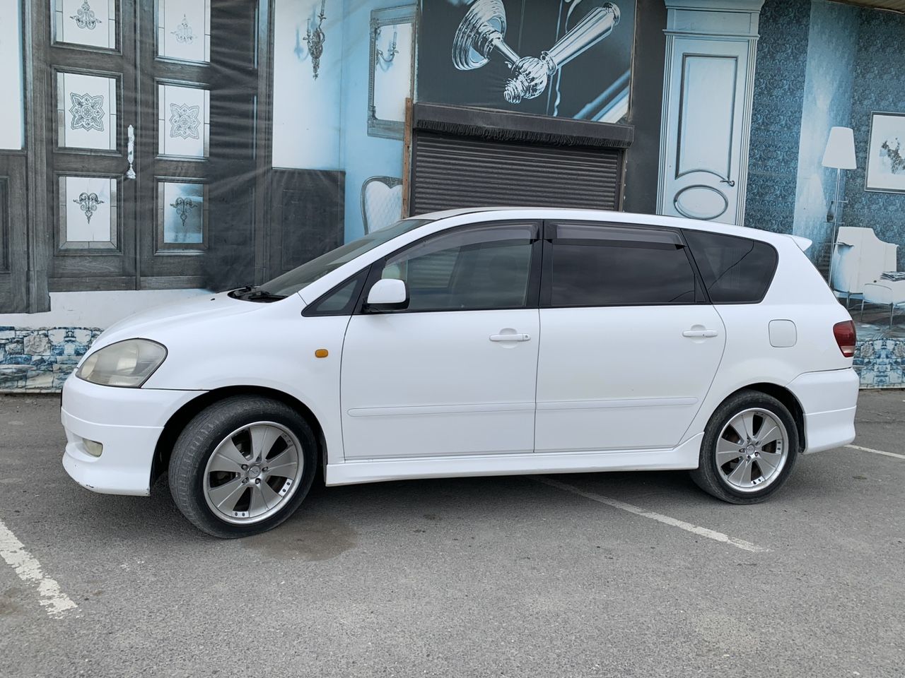 Toyota Ipsum: фото владельца