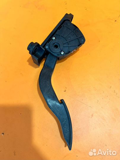 Педаль газа на Hyundai Creta