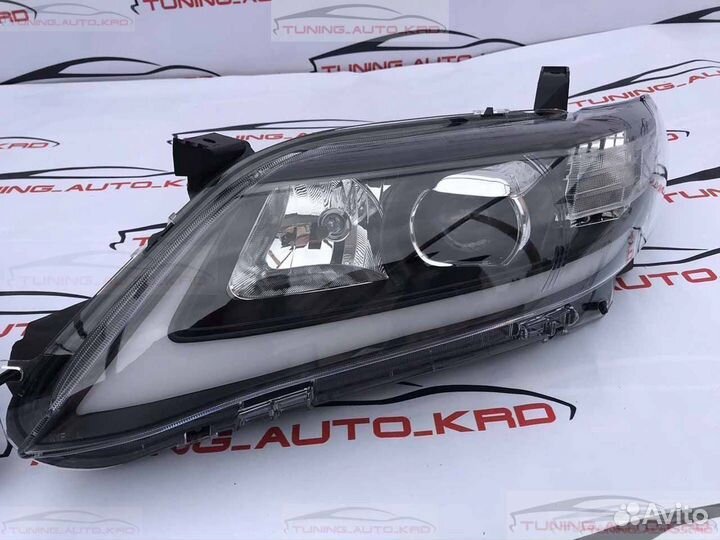 Фары Toyota Camry 40 L2148