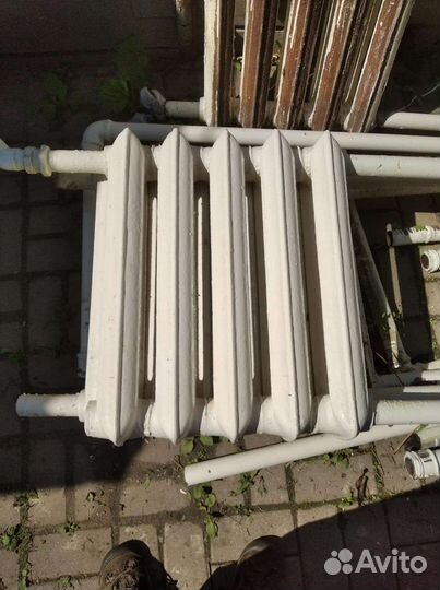 Батарея чугунная всего 5 секций