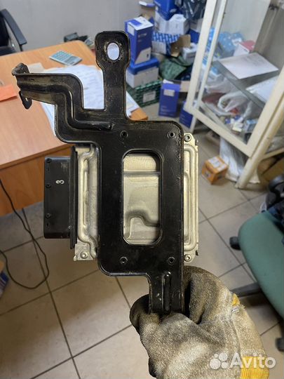 Hyundai solaris Блок управления двигателем