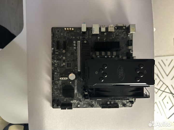 Материнская плата с процессором и памятью i5