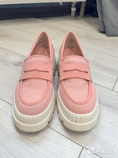 Лоферы женские розовые