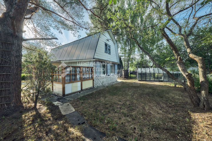 Дом 63 м² на участке 10 сот.