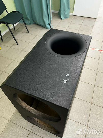 Короб под сабвуфер