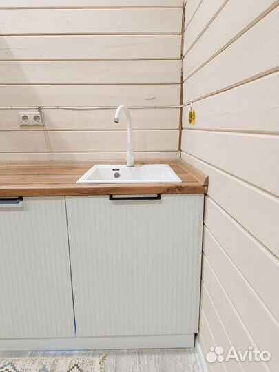 Кухонный гарнитур новый с техникой