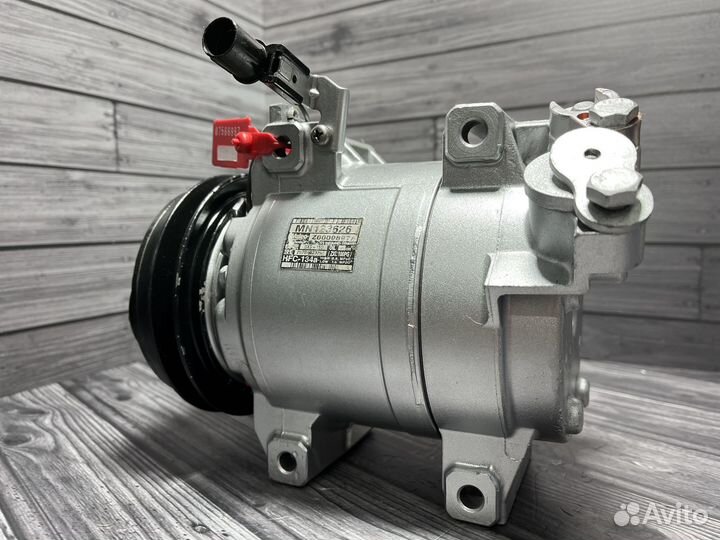 Компрессор кондиционера Mitsubishi Pajero Sport