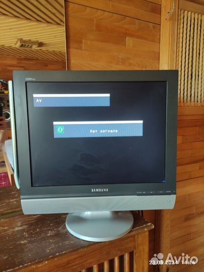 Телевизор ЖК samsung 20