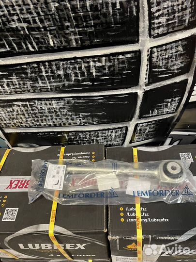 Рычаг передний нижний lemforder 3980701