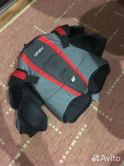 Нагрудник CCM JR