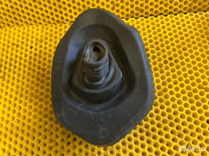 Кожух рулевой колонки Volkswagen Touareg