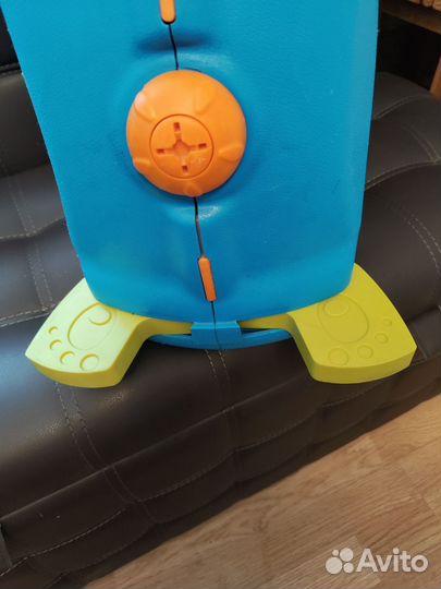 Детский чемодан на колесиках