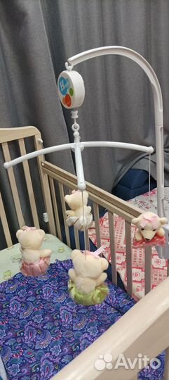 Мобиль для кроватки с проектором и подсветкой