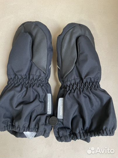 Зимние перчатки reima