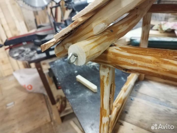 Кормушка для птиц деревянная