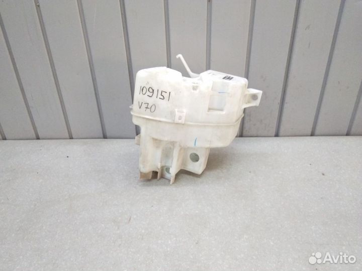 Бачок омывателя лобового стекла Toyota Camry V70 2