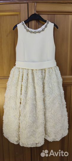 Нарядное платье для девочки 6-8 лет