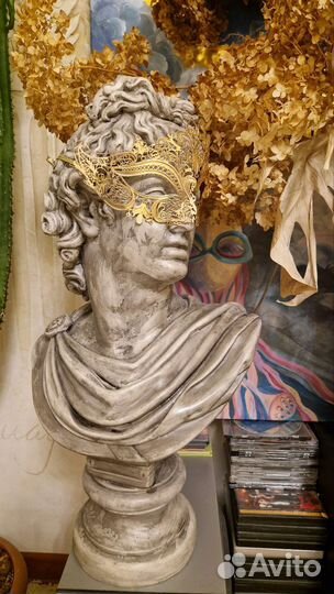 Бюст Аполлона