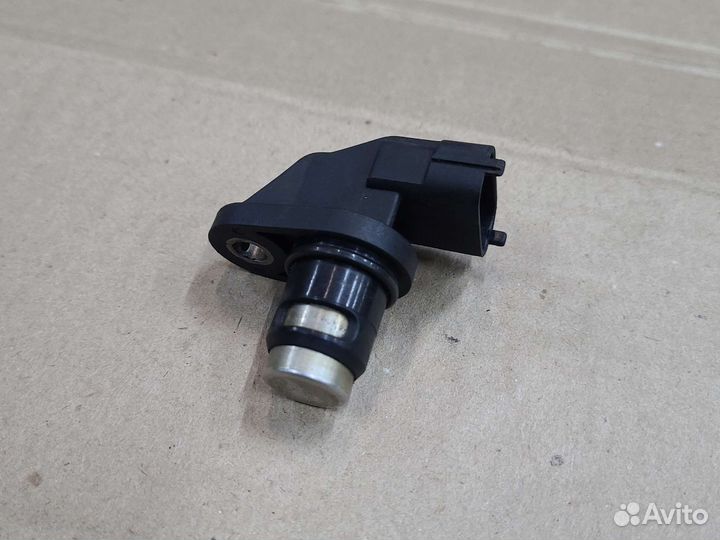 Датчик распредвала на Мерседес w203 A0041536928