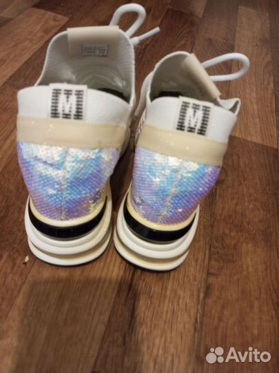 Кроссовки-сникерсы