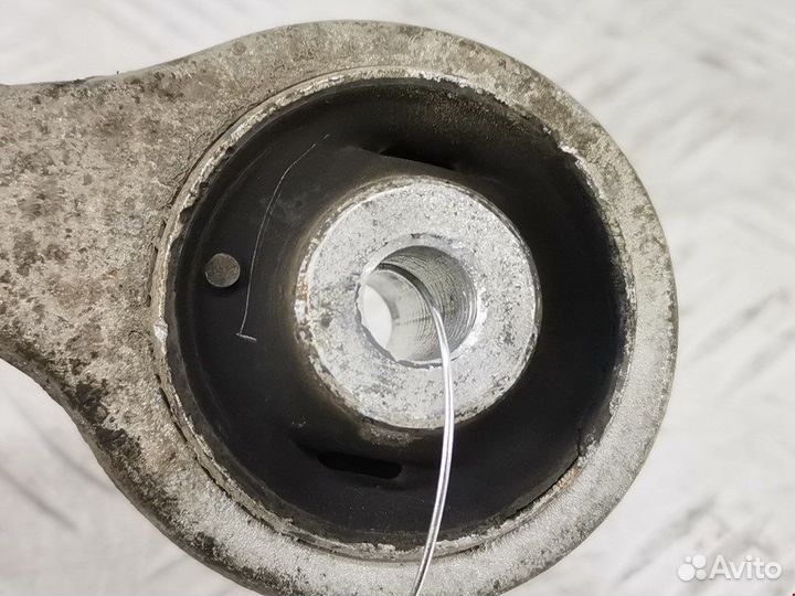 Рычаг передний правый для Audi A6 C5 8E0407506A