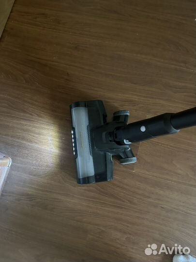 Беспроводной Пылесос redmond вертикальный