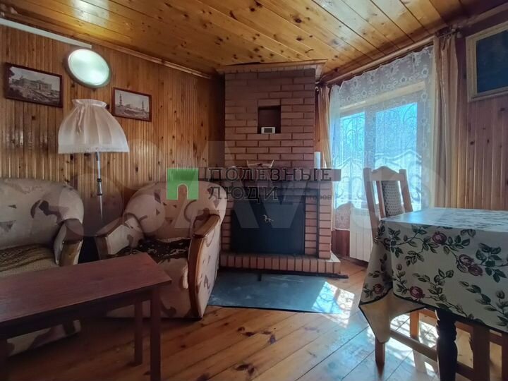 Коттедж 197 м² на участке 70 сот.