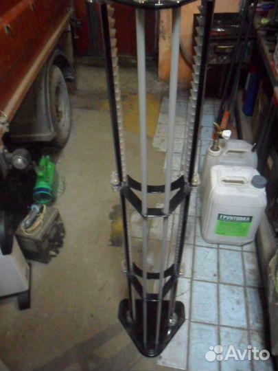 Стойки для CD, DVD дисков