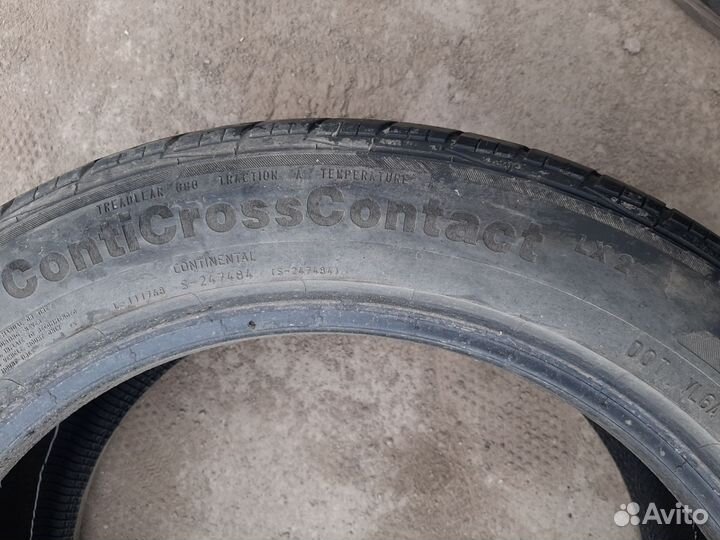 Continental ContiCrossContact LX2 215/50 R17 91H