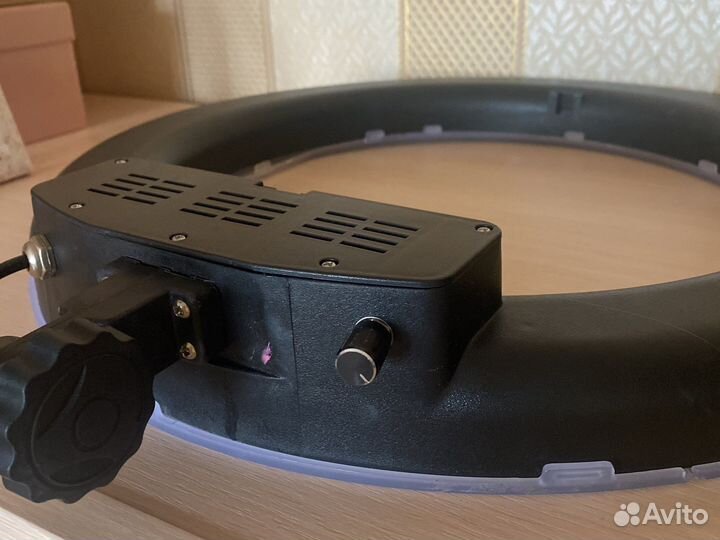 Кольцевая лампа 42см без штатива