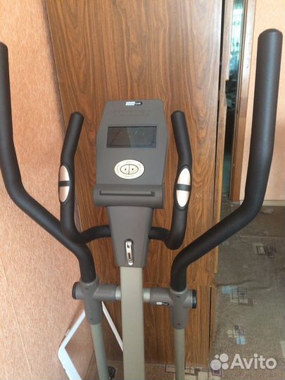 Эллиптический тренажер