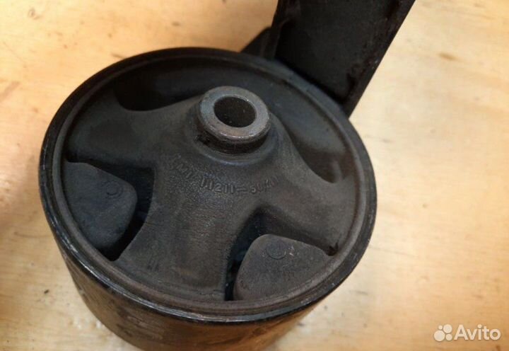 Подушка двс nissan