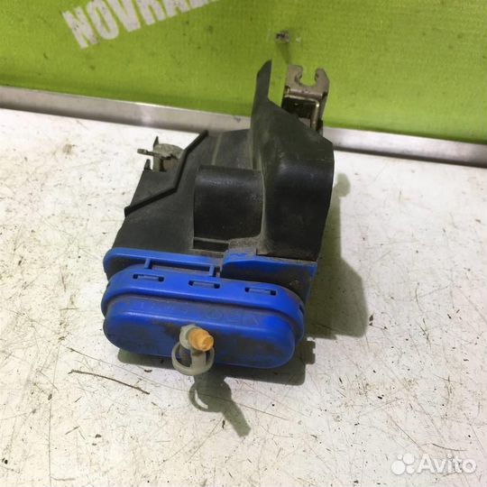 Замок двери задней левой Ауди А4 Б5