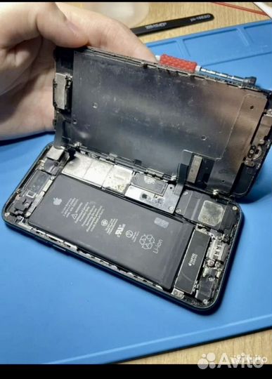 Замена аккумулятора iPhone