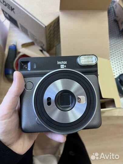 Новый instax Square SQ6 Fujifilm серый