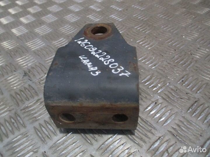 Кронштейн стабилизатора камаз 6522-2916090