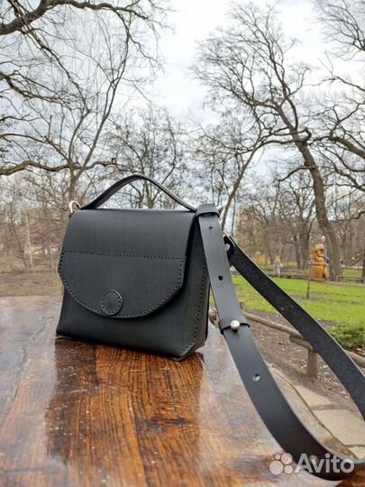 Сумочка женская ручной работы кожа