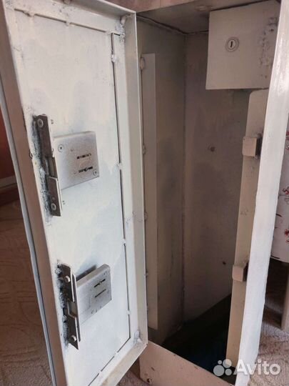 Оружейный сейф бу