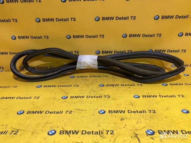 Уплотнитель стекла задний Mercedes Viano W639