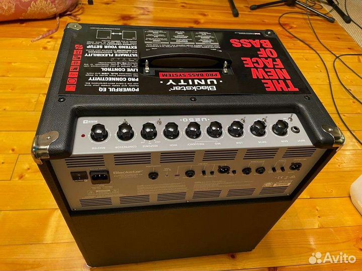 Басовый комбик Blackstar Unity 250