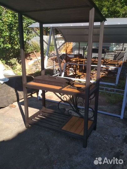 Мангал с крышей лофт